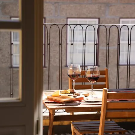 Apartment Largo Da Oliveira Guimaraes