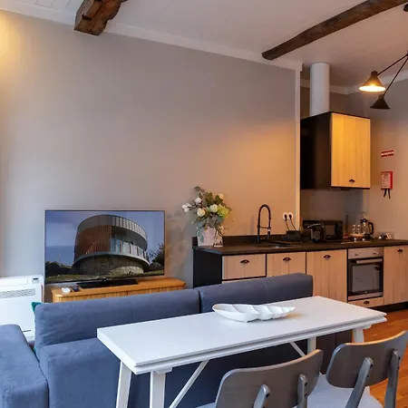 Lejlighed Largo Da Oliveira 4*