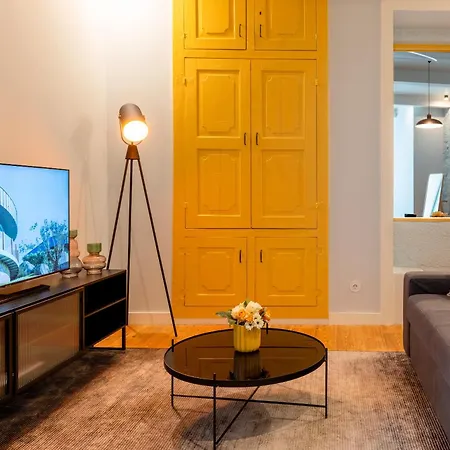 Largo Da Oliveira 4*