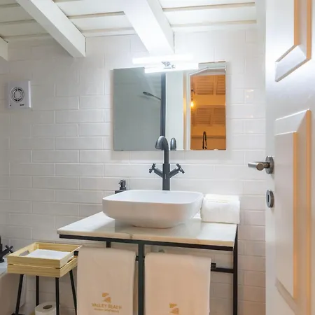 Apartment Largo Da Oliveira Guimaraes