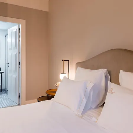 Apartman Largo Da Oliveira *