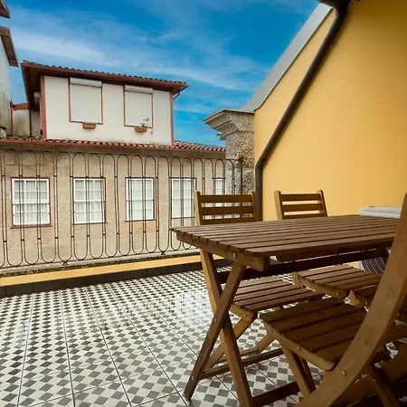 Largo Da Oliveira 4* Guimarães